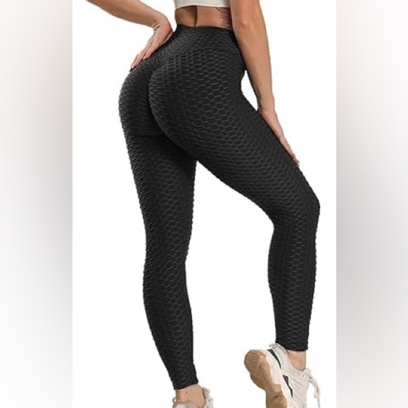 Lulus Black Textured Ruched Leggings - Picture 1 of 6